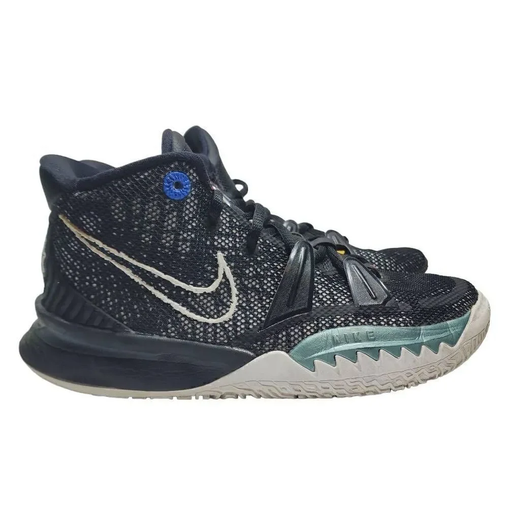 Nike Kid's Kyrie Multicolor Round Toe CT4080-002 Sneaker Athletic Shoes Size 4.5